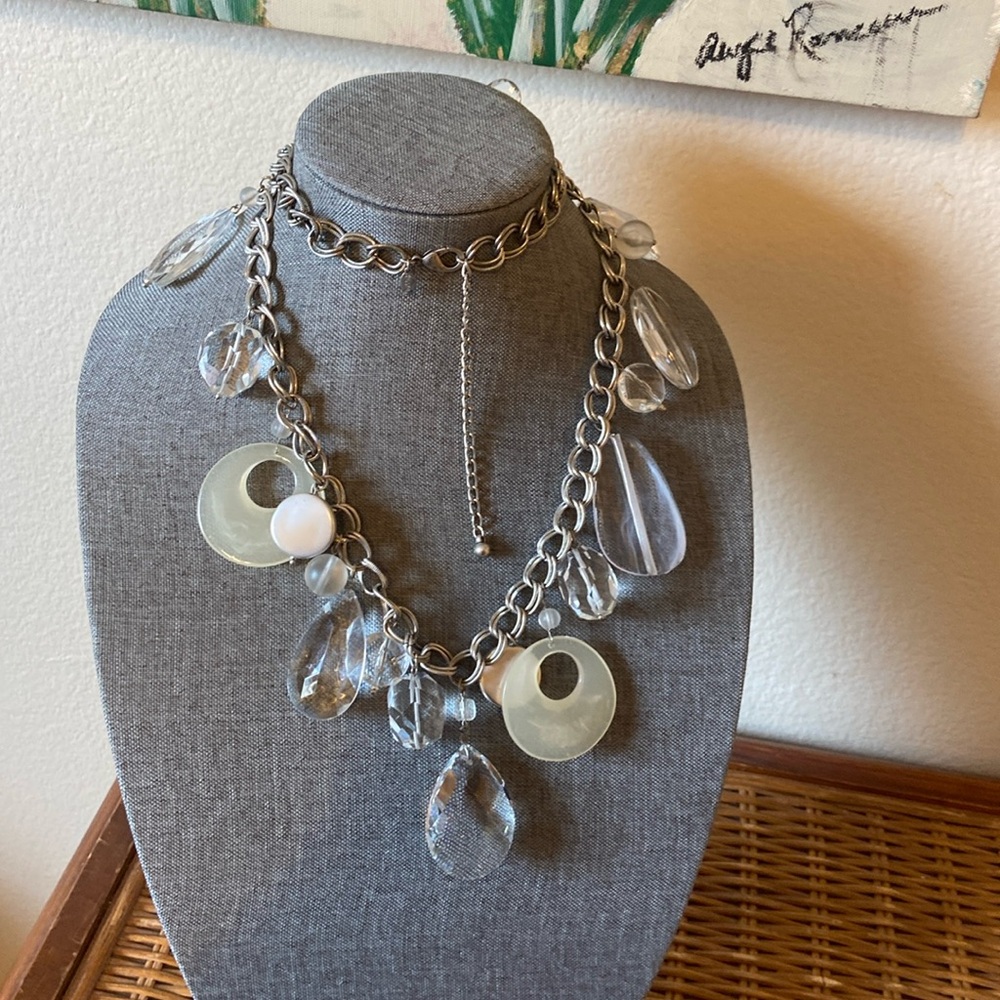 VINTAGE 90s CHICO’s LONG GLASS AND LUCITE BAUBLED NECKLACE